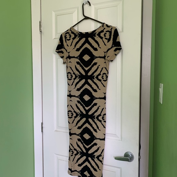 Print Dress - Picture 3 of 4